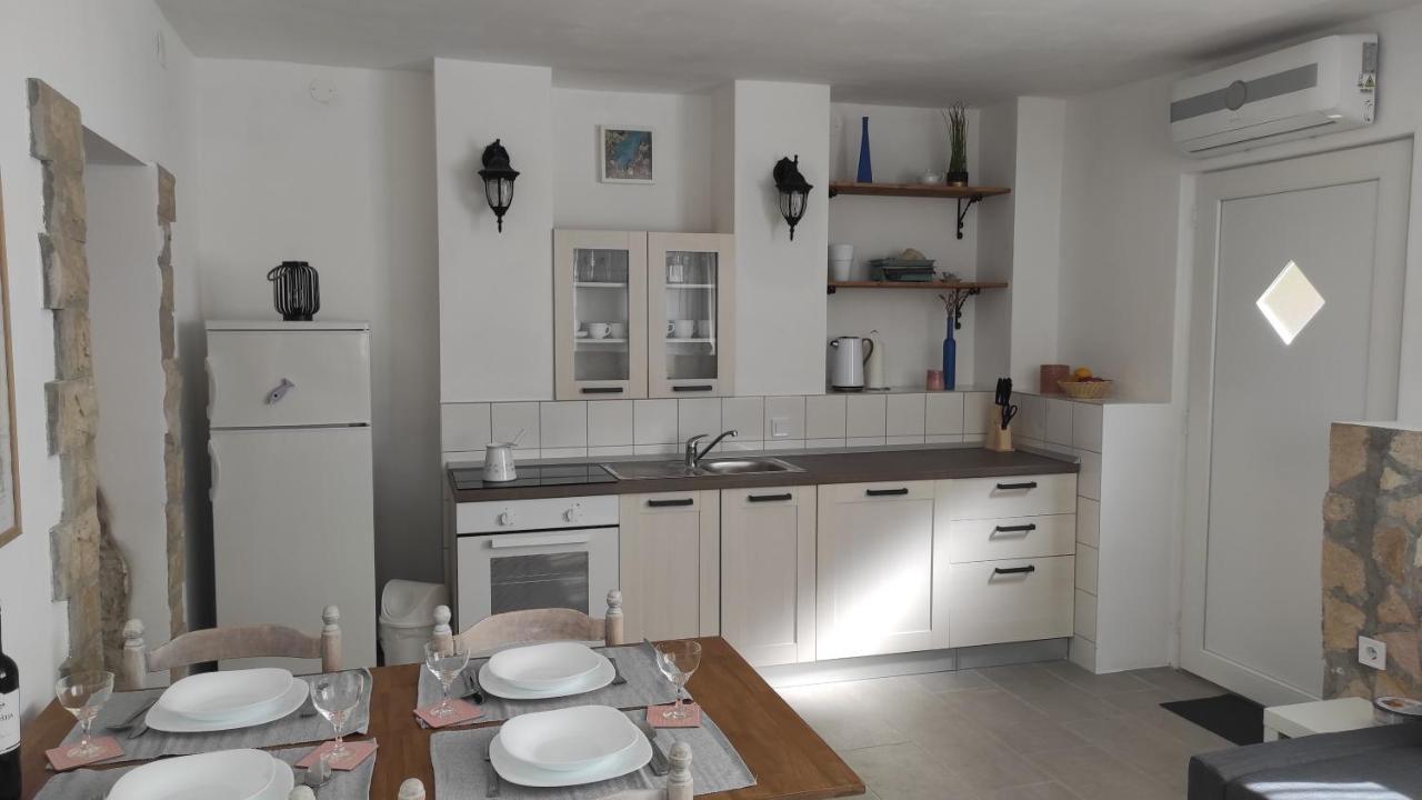 Apartment Loparina เนเรซีน ภายนอก รูปภาพ